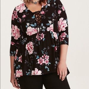 Size 0 ( 14) floral lace up babydoll top